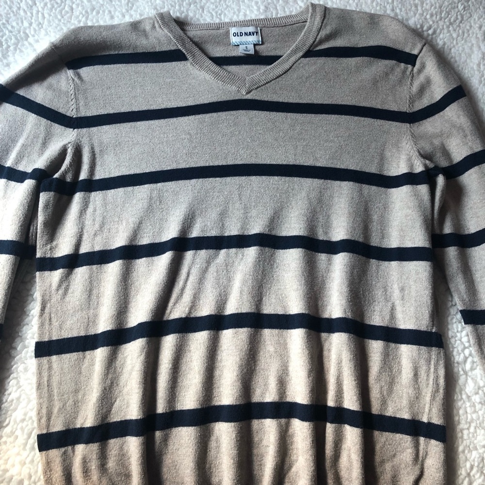 STRIPED OLD NAVY KNIT SWEATER